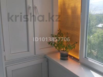 3-комнатная квартира · 59.7 м² · 5/5 этаж, 3микр. 8 за 12 млн ₸ в Лисаковске