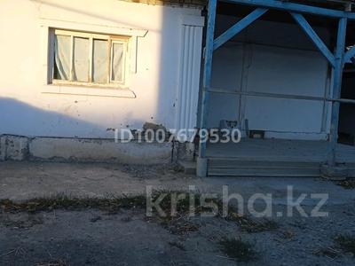 Отдельный дом · 4 комнаты · 120 м² · 1000 сот., Науанов 24 — Доссаф за 120 000 〒 в 