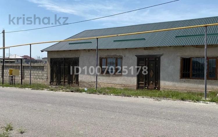 Еркін, дүкендер мен бутиктер · 1000 м², бағасы: 31 млн ₸ в Кентау — фото 2