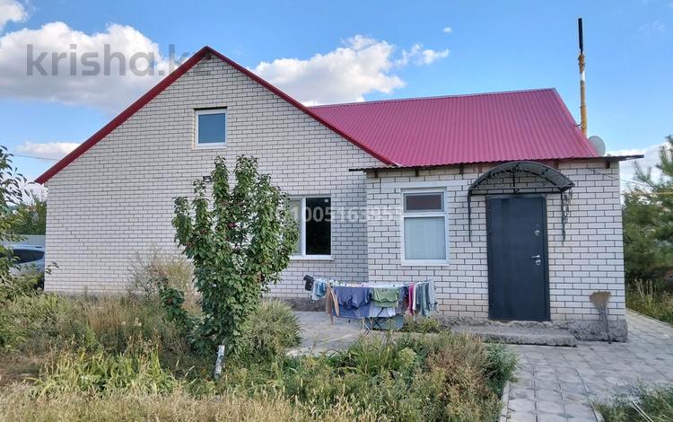 Отдельный дом · 3 комнаты · 120 м² · 10 сот., Памяти воинов интернационалистов — Sun sity за 55 млн 〒 в Уральске — фото 2