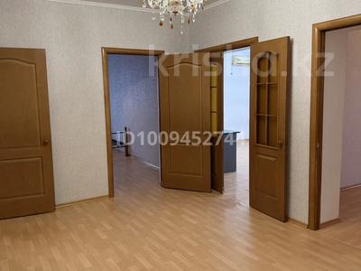 3-бөлмелі пәтер · 98 м² · 3/5 қабат, Нұрсәт ш/а 74 а — 80 школа, бағасы: 39 млн ₸ в Шымкенте, Каратауский р-н