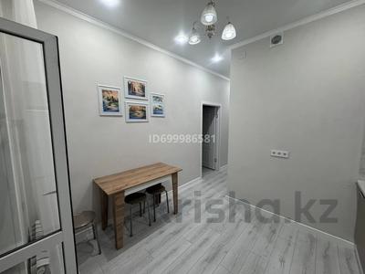 Аренда квартир посуточно в Карагандинской обл.: 2-комнатная квартира · 56 м² · 8/10 этаж, мкр Юго-Восток, Микрорайон Байкена Ашимова 21а — Обл. суд, Прокуратура, Байсанат за 20 000 〒 2-комнатная квартира · 56 м² · 8/10 этаж, мкр Юго-Восток, Микрорайон Байкена Ашимова 21а — Обл. суд, Прокуратура, Байсанат за 20 000 〒 в Караганде, Казыбек би р-н