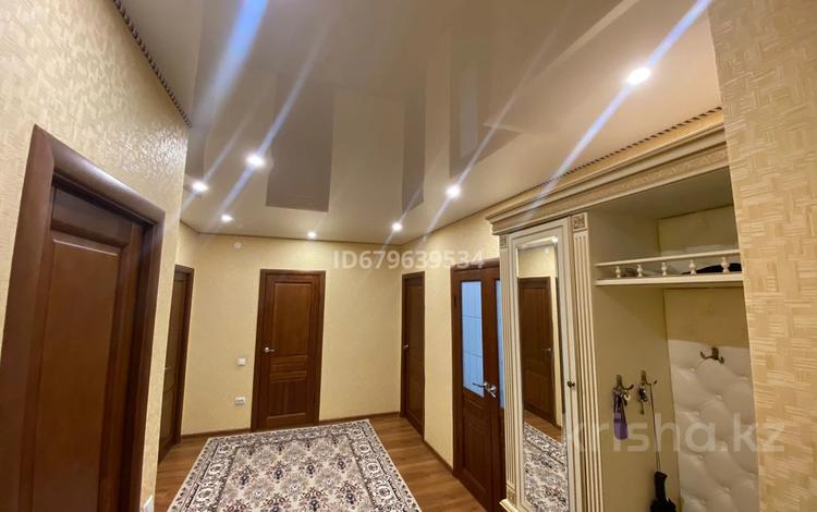 3-бөлмелі пәтер · 119 м² · 7/9 қабат, Академика Бинеша Жарбосынова 71, бағасы: 45.5 млн ₸ в Атырау — фото 3