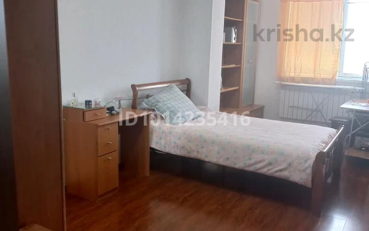 2-комнатная квартира · 57 м² · 4/5 этаж, 7-й мкр 3 за 170 000 ₸ в Актау — фото 2