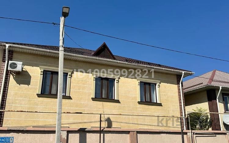 Отдельный дом · 8 комнат · 300 м² · 8 сот., мкр Катынкопыр, Қатынкөпір ш/а — Қастейв 134 за 80 млн ₸ в Шымкенте, Абайский р-н — фото 2