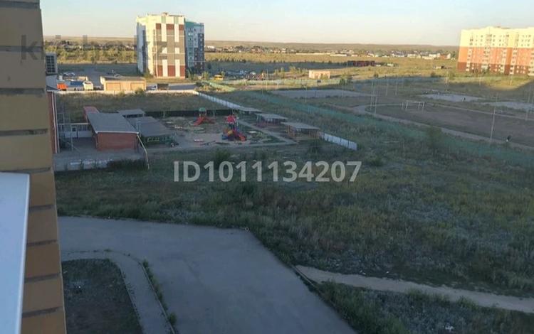 2-бөлмелі пәтер · 57 м² · 6/9 қабат, Нур Актобе 13 г, бағасы: 12 000 ₸ — фото 2