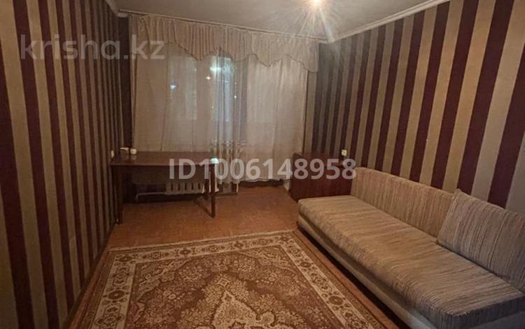 1-бөлмелі пәтер · 33 м² · 2/5 қабат, мкр Тастак-1 9 — ул Фурката, бағасы: 190 000 ₸ в Алматы, Ауэзовский р-н — фото 2