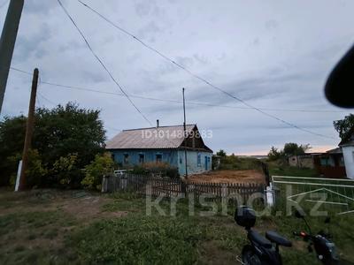 Жеке үй · 3 бөлме · 47.7 м² · 20.8 жүзд., Бейбітшілік 63 — Дом находится во второй половины улице проезжая центр поселка, бағасы: 6 млн ₸ в Енбек