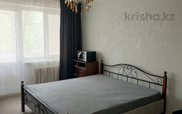 1-комнатная квартира · 35 м² · 3/5 этаж, мкр 8, 101стр бригады за 14.5 млн ₸ в Актобе — фото 2