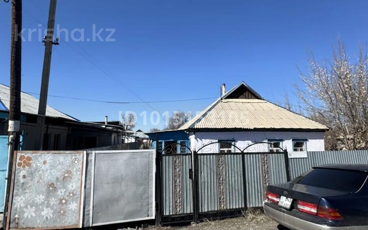 Отдельный дом · 3 комнаты · 60 м² · 7 сот., Шевелева 11 — Ул.Вогзальная за 4 млн ₸ в Уштобе — фото 2