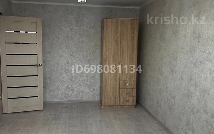 1-бөлмелі пәтер · 36 м² · 4/9 қабат, мкр 11 19 — Напротив ТД Керуен Сити, бағасы: 150 000 ₸ в Актобе — фото 2