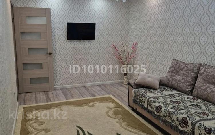 3-бөлмелі пәтер · 65 м² · 2/9 қабат, мкр 8, Братья Жубановых — Возле поликлиники Красный крест, бағасы: 23.5 млн 〒 в Актобе — фото 2