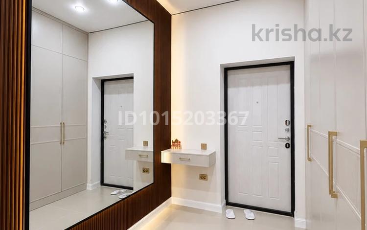 4-комнатная квартира · 170 м² · 3/5 этаж, мкр. Алтын орда, Ораза Татеулы 2а — Алтын орда 41в за 68 млн ₸ в Актобе — фото 2