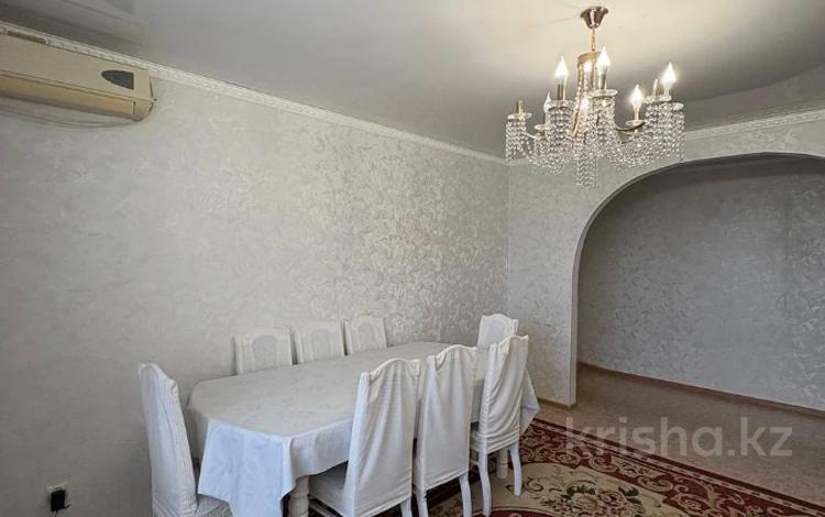 4-комнатная квартира · 87.5 м² · 9/9 этаж, Абилкайыр хана за 20 млн ₸ в Актобе — фото 2