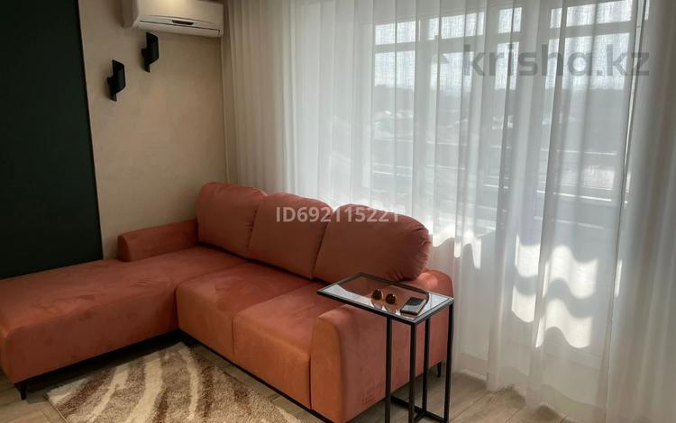 1-комнатная квартира · 40 м² · 8/9 этаж, Ул.Казахстан 84/1 — ул Кабанбай Батыра за 250 000 〒 в Усть-Каменогорске — фото 2