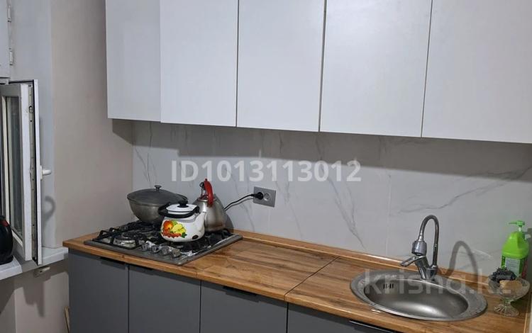 3-комнатная квартира · 60 м² · 5/5 этаж, Алтынсарин за 15 млн ₸ в Кентау — фото 2