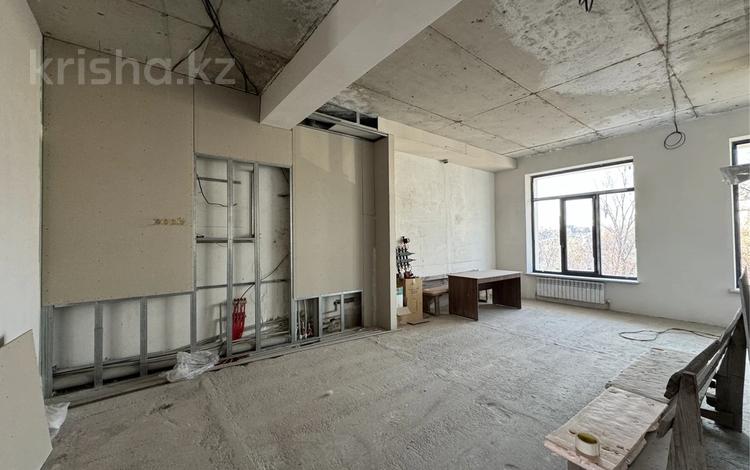 Часть дома · 7 комнат · 360 м² · 2.7 сот., Шолпан Жандарбековой 117 за 127 млн 〒 в Алматы, Бостандыкский р-н — фото 2