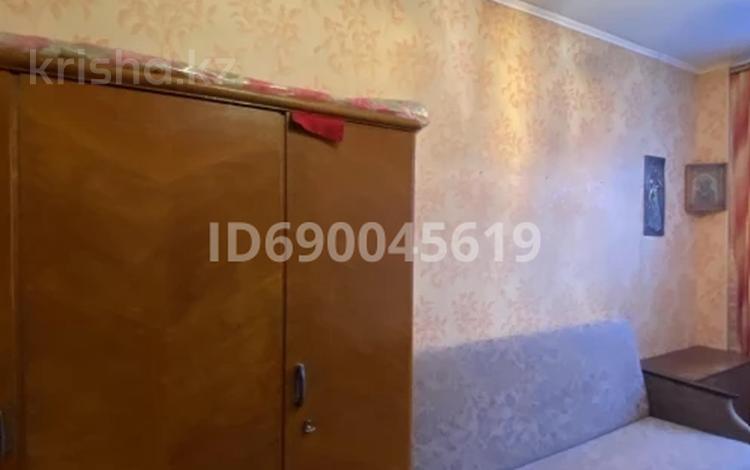 1 бөлме · 15 м², 30 гвардейской дивизии 18, бағасы: 135 000 ₸ в Усть-Каменогорске — фото 3