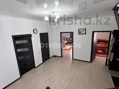 Отдельный дом · 5 комнат · 180 м² · 5.8 сот., мкр 8, Звездная 38 за 60 млн 〒 в Актобе