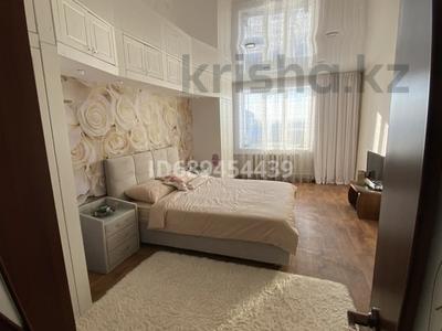 Жеке үй · 5 бөлме · 240 м² · 6 жүзд., Малахитовая 11/1, бағасы: 36 млн ₸ в Усть-Каменогорске
