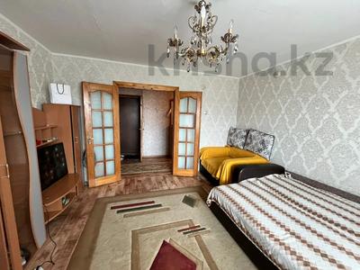 2-бөлмелі пәтер, 62.6 м², 6/12 қабат, Ауэзова, р-н 15 мкрн, бағасы: 17.8 млн 〒 в Семее