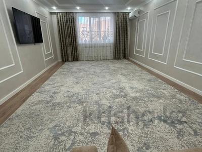 3-бөлмелі пәтер · 100.7 м² · 2/5 қабат, Алтын орда ш/а., бағасы: 41 млн ₸ в Актобе, мкр. Алтын орда