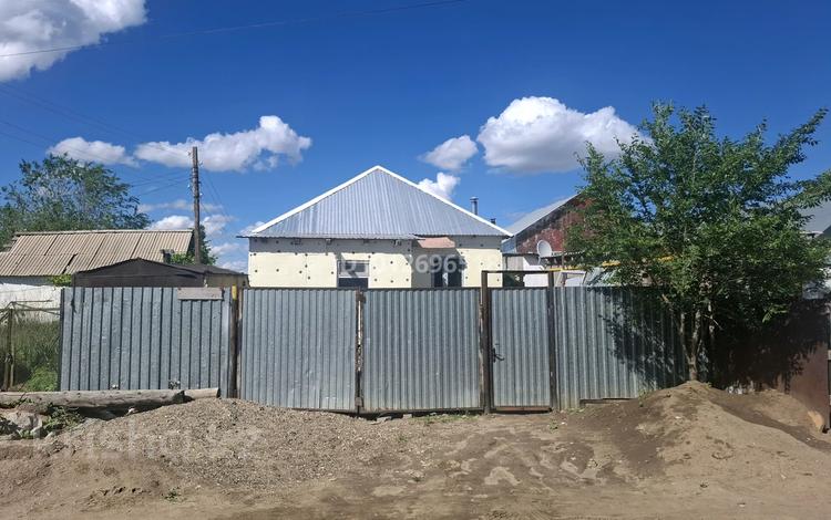 Жеке үй · 3 бөлме · 90 м² · 8 жүзд., СК ШКОЛА №6 17, бағасы: 12 млн ₸ в Актобе — фото 2