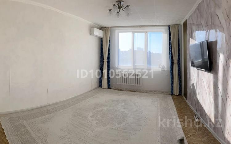 2-бөлмелі пәтер · 54 м² · 9/9 қабат, 5 мкр. 4, бағасы: 12 млн ₸ в Аксае — фото 2