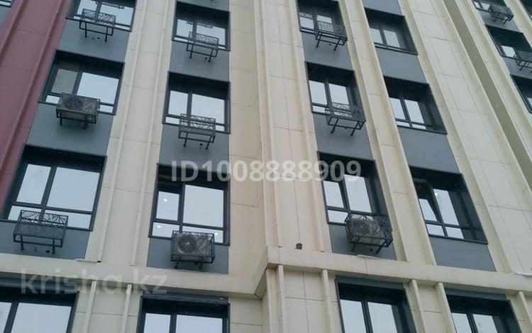 5-комнатная квартира · 208.8 м² · 10/10 этаж, Байтурсынова 35/7 — Байтурсынова маделы кожа за 600 000 〒 в Шымкенте, Аль-Фарабийский р-н — фото 2