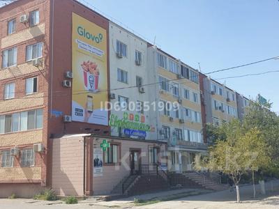 1-комнатная квартира, 45 м², 3/5 этаж, Сатпаева 34 за 18 млн 〒 в Атырау