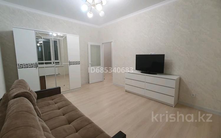 3-комнатная квартира, 79 м², 4/9 этаж помесячно, Т4 55/6 — Барыс арены за 320 000 〒 в Астане — фото 2