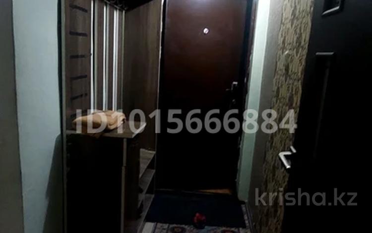 2-бөлмелі пәтер · 60 м² · 1/2 қабат, 2 мкрн 17 — Гого фуд, бағасы: 11 000 ₸ в Туркестане — фото 2