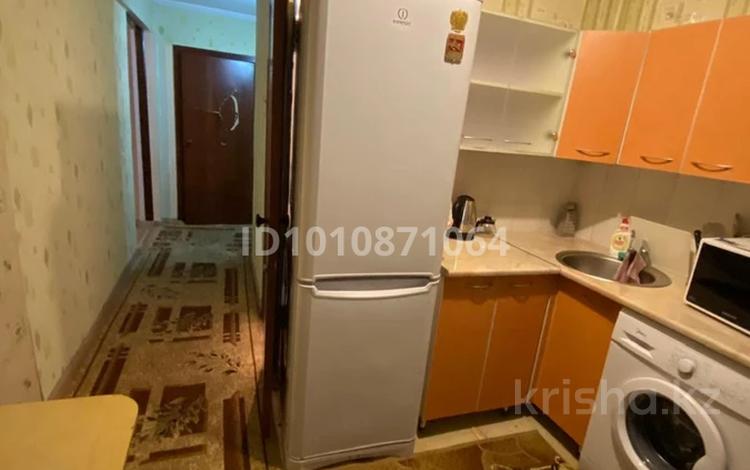 1-бөлмелі пәтер · 35 м² · 2/5 қабат, Льва Толстого 12, бағасы: 13.8 млн ₸ в Усть-Каменогорске — фото 2