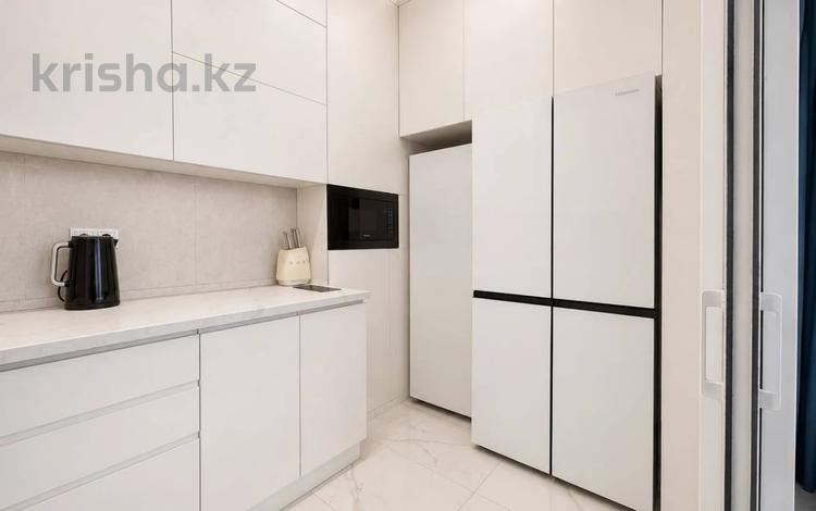 3-комнатная квартира · 98.8 м² · 9/11 этаж, Шамши Калдаякова 17 — Сарыкол за 84 млн ₸ в Астане, Сарайшык р-н — фото 2