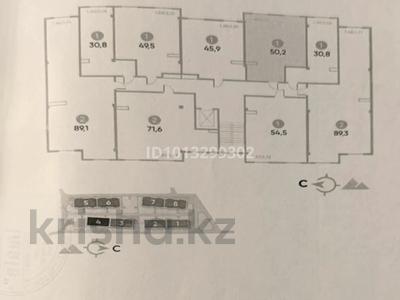 2-бөлмелі пәтер · 51 м² · 2/6 қабат, Райымбека 39г, бағасы: 35.5 млн ₸ в Алматы, Ауэзовский р-н