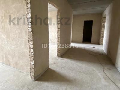 3-бөлмелі пәтер · 104 м² · 5/5 қабат, Громовой 15 — Громовой- Абулхаирхана, бағасы: 24.9 млн ₸ в Уральске