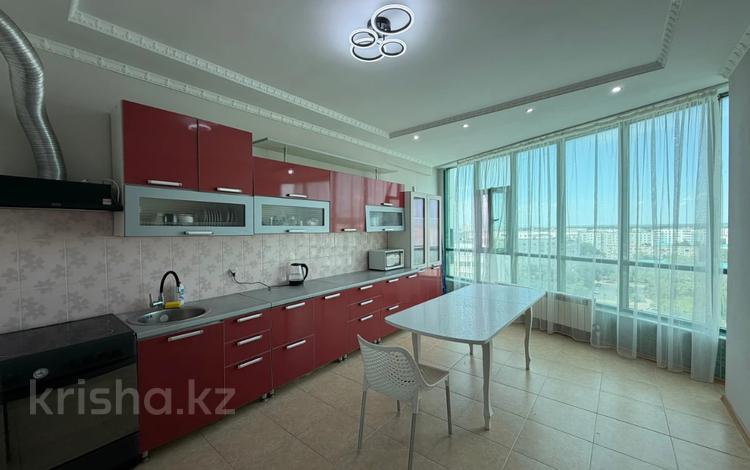 2-комнатная квартира · 87.1 м² · 12/25 этаж, мкр 11 за 23.5 млн ₸ в Актобе — фото 11