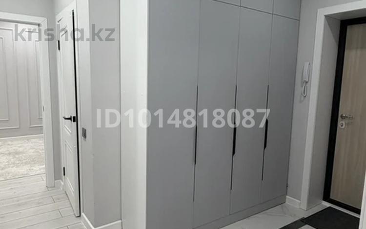 2-комнатная квартира · 62 м² · 2/10 этаж, Ж.Нажимеденова 13 — А51 за 300 000 ₸ в Астане, Сарайшык р-н — фото 2