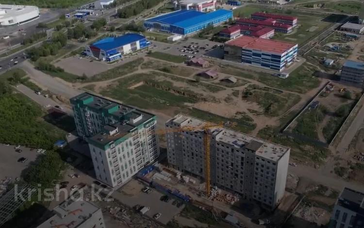 4-комнатная квартира · 139.3 м² · 2/9 этаж, Есенберлина 94 за ~ 61.3 млн 〒 в Усть-Каменогорске — фото 2