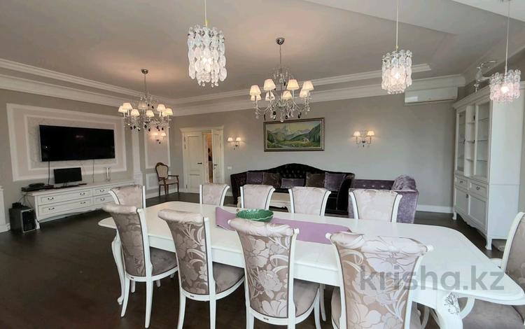 4-бөлмелі пәтер · 200 м² · 4/6 қабат, мкр Мирас, Мкр. Мирас 128, бағасы: 220 млн ₸ в Алматы, Бостандыкский р-н — фото 27