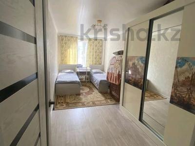 2-комнатная квартира, 48 м², 4/5 этаж, Самал 27 за 14 млн 〒 в Талдыкоргане, мкр Самал