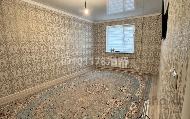 2-бөлмелі пәтер · 69.8 м² · 1/5 қабат, 19-й мкр 36 — 19-36-72 ЖК Бірлік, бағасы: 22.8 млн ₸ в Актау — фото 2