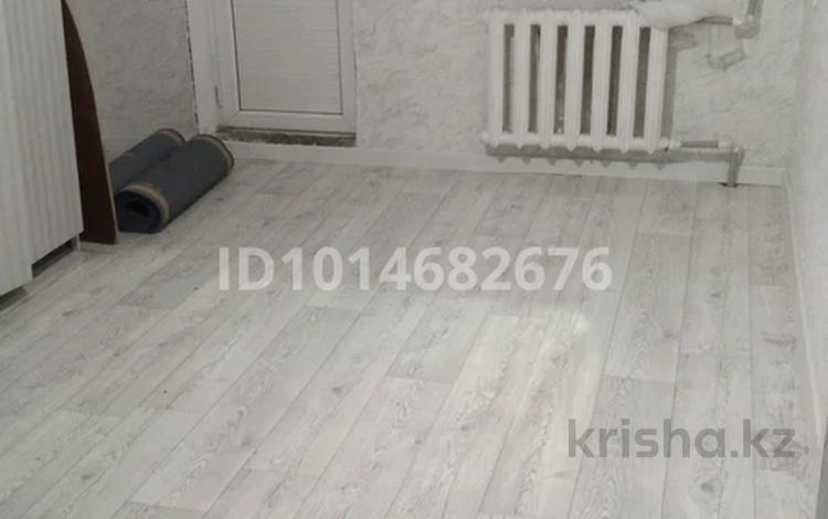 2-бөлмелі пәтер · 48 м² · 2/5 қабат, Гарышкерлер 50, бағасы: 130 000 ₸ в Жезказгане — фото 2