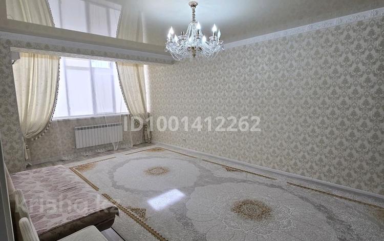 2-комнатная квартира · 86 м² · 2/5 этаж, мкр. Алтын орда за 26 млн 〒 в Актобе — фото 2
