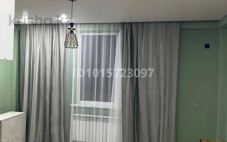 1-комнатная квартира · 22 м² · 1 этаж, Тауелсиздик 273/1 за 130 000 ₸ в Абай — фото 2