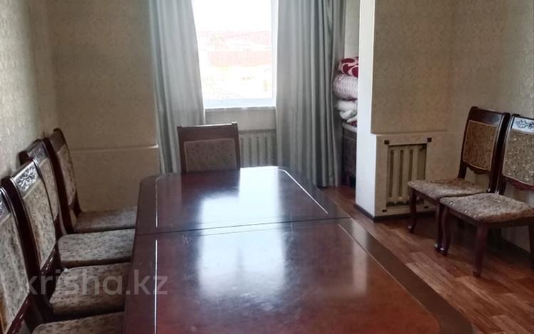 4-комнатная квартира · 80 м² · 5/5 этаж, мкр Сайрам 36 — Север Баккон за 170 000 〒 в Шымкенте, Аль-Фарабийский р-н — фото 2