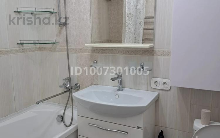 3-комнатная квартира · 65 м² · 2/5 этаж, Петрова 5 за 27 млн ₸ в Астане, Алматы р-н — фото 2