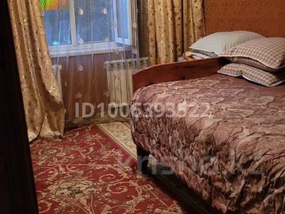 1-комнатная квартира · 54 м² · 2/5 этаж, мкр 11 36 за 6 000 〒 в Актобе