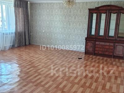 5-комнатная квартира · 94 м² · 5/5 этаж, Привокзальный-3 — Рядом Car City за 22.5 млн ₸ в Атырау, мкр Привокзальный-3