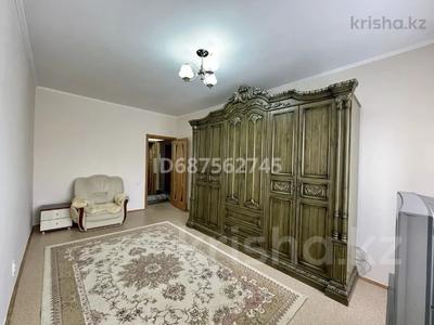 Продажа квартир в Мангистауской обл.: 2-комнатная квартира · 59.9 м² · 3/5 этаж, 26-й мкр 1г за 16 млн 〒 2-комнатная квартира · 59.9 м² · 3/5 этаж, 26-й мкр 1г за 16 млн 〒 в Актау